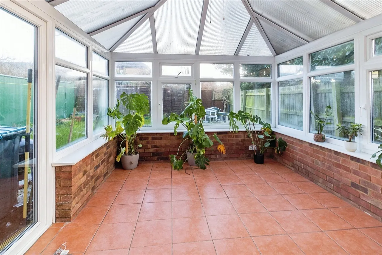 Teasel Avenue, Conniburrow, Milton Keynes, Buckinghamshire, MK14, photo 8