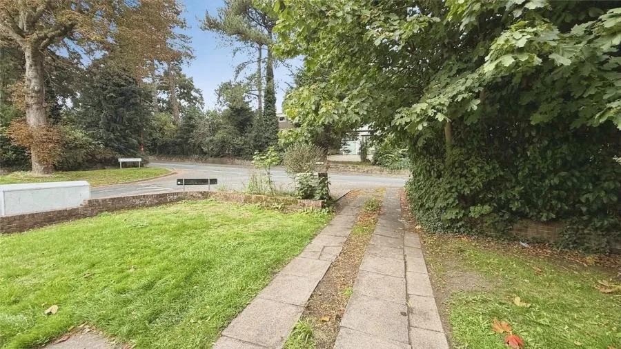 Middleton Hall Road, Kings Norton, B30, photo 5