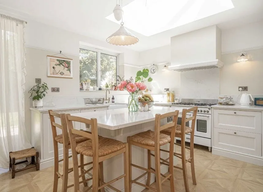 Lower Hampton Road, Sunbury on Thames, TW16, photo 4