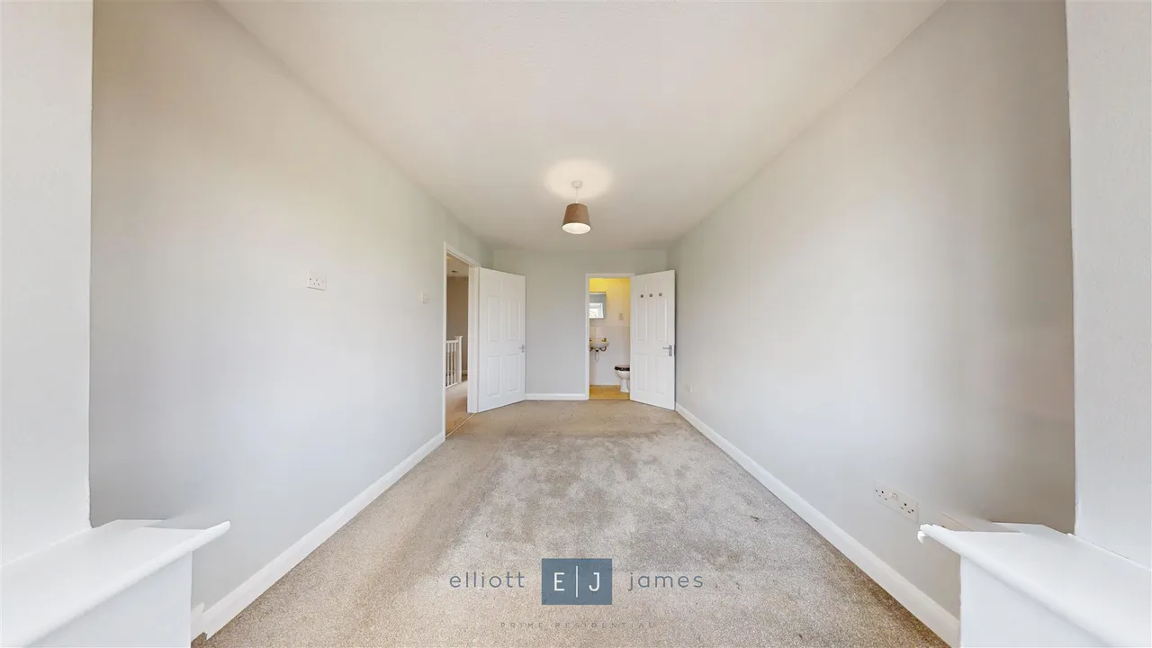 Roding Lane North, Woodford Green, photo 10