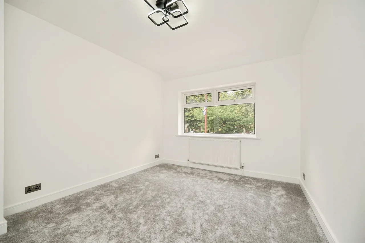 Kings Road, Kingstanding, BIRMINGHAM, photo 10