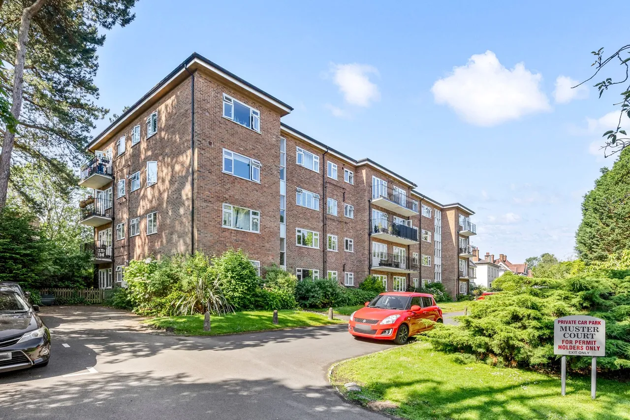 Muster Court, Haywards Heath, RH16, photo 12