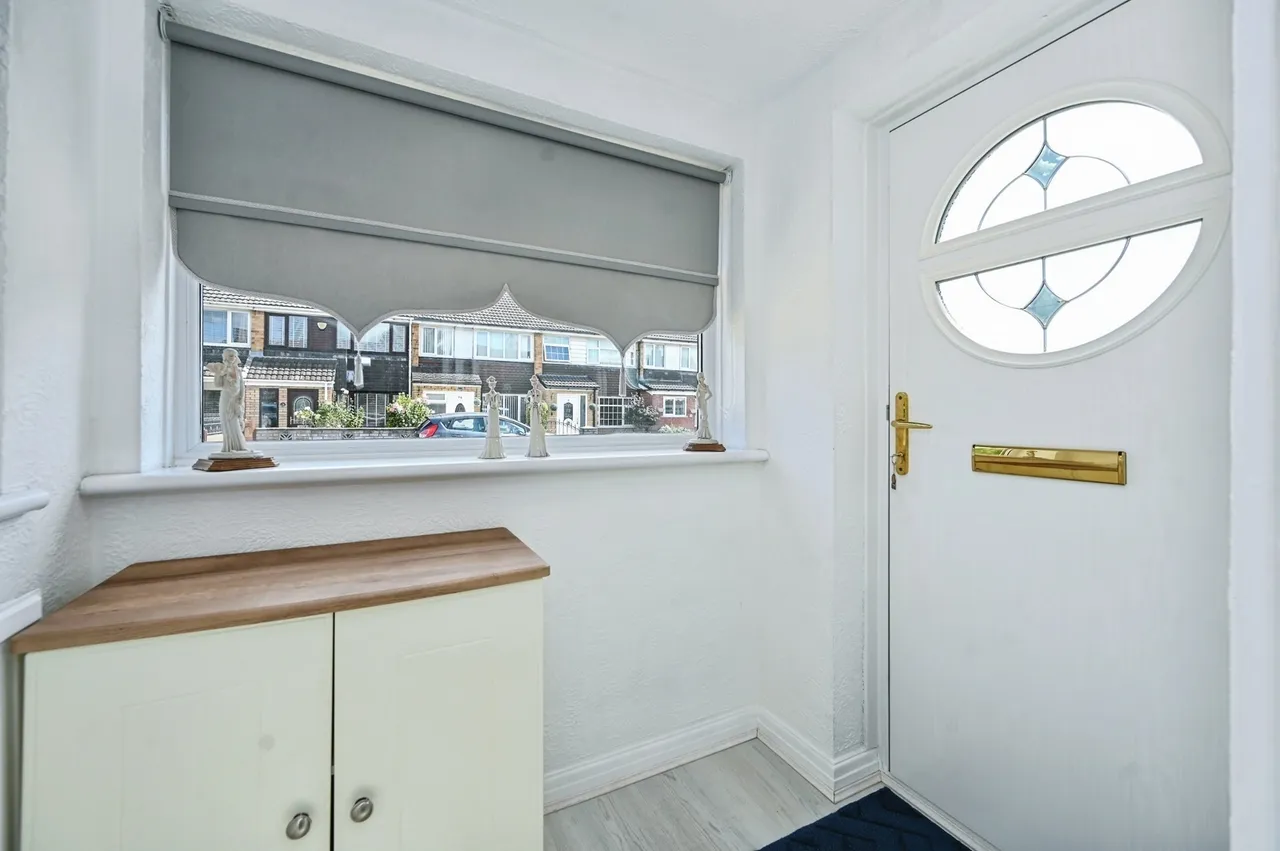 Netherfield, Widnes, WA8, photo 4