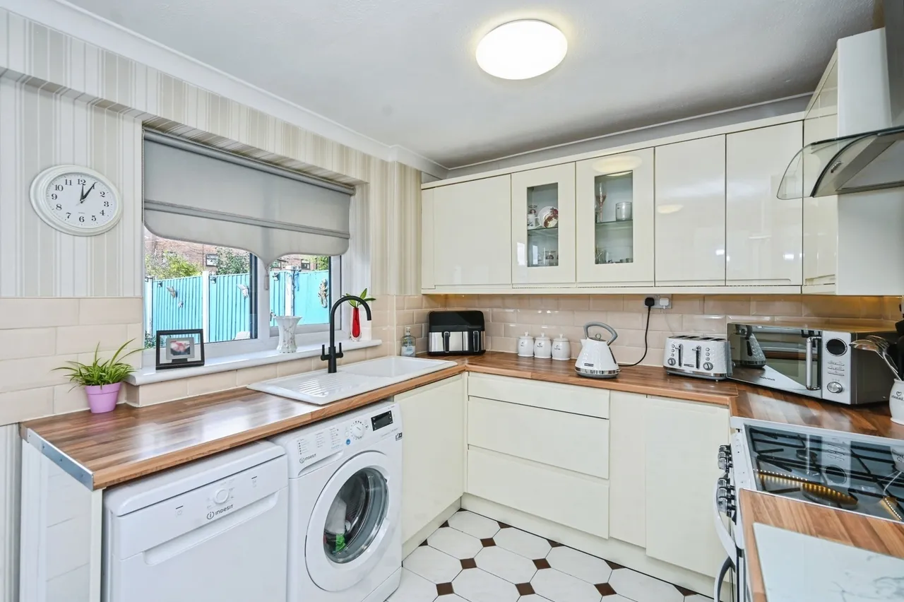 Netherfield, Widnes, WA8, photo 8