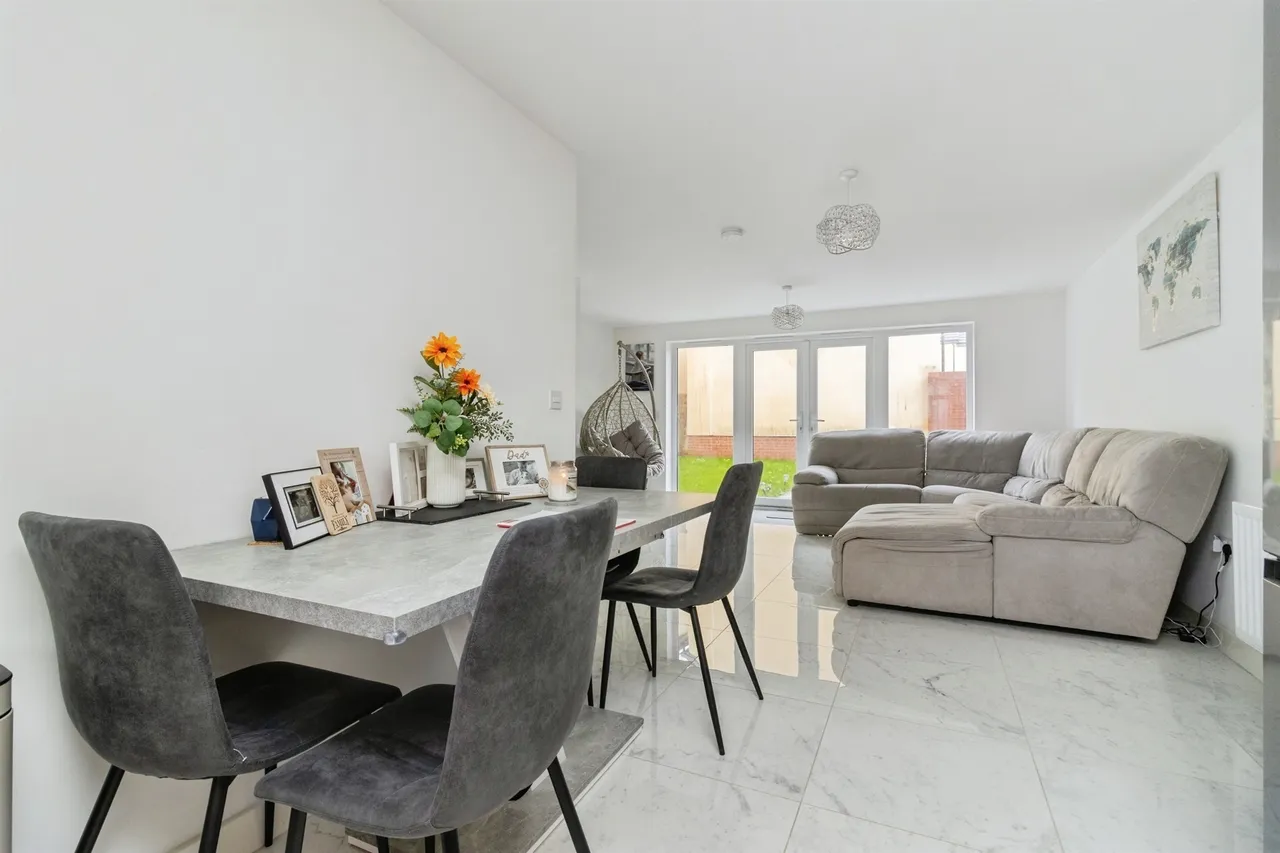Eight Acre Drive, Paignton, TQ4, photo 2
