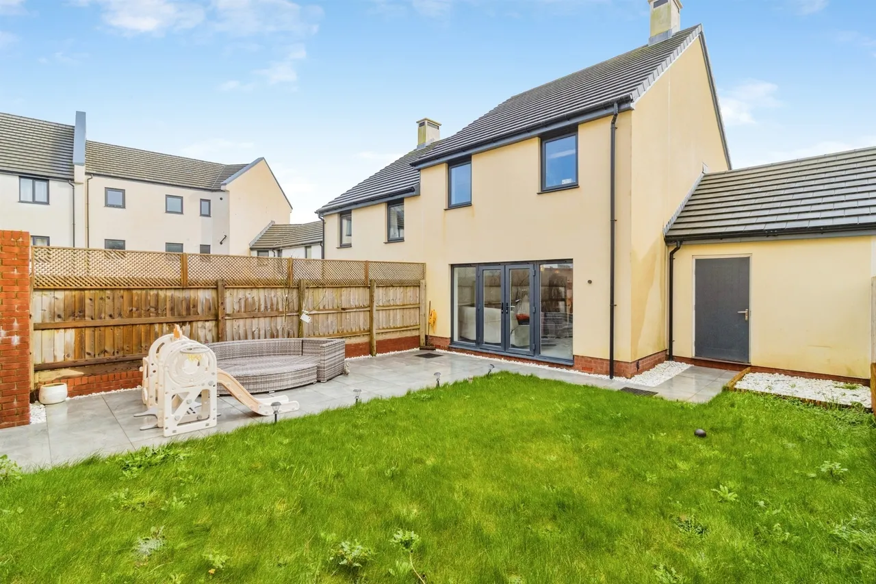 Eight Acre Drive, Paignton, TQ4, photo 19