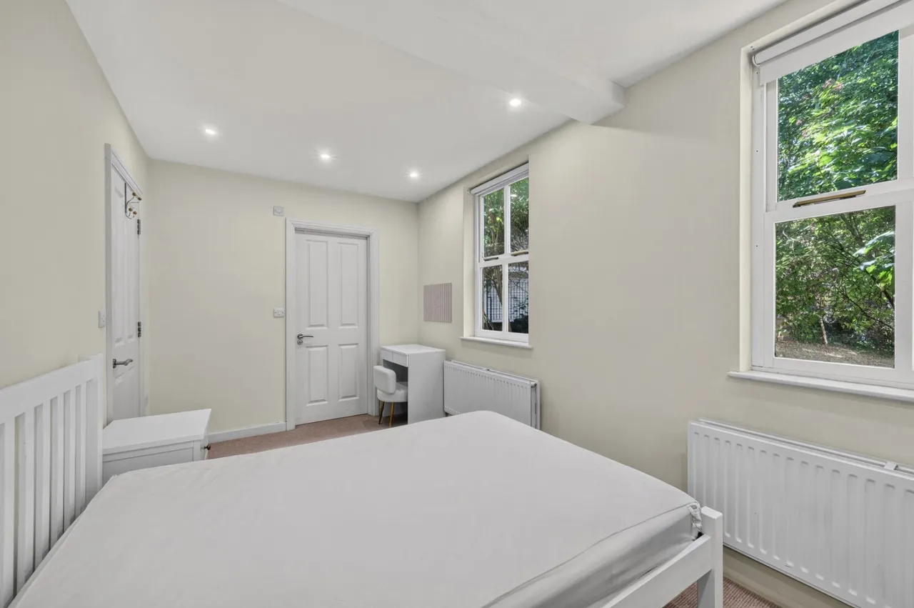 Kilburn Place, Kilburn, NW6, photo 13
