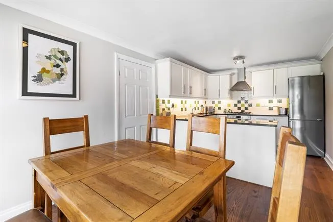 Links Road, Epsom, photo 6