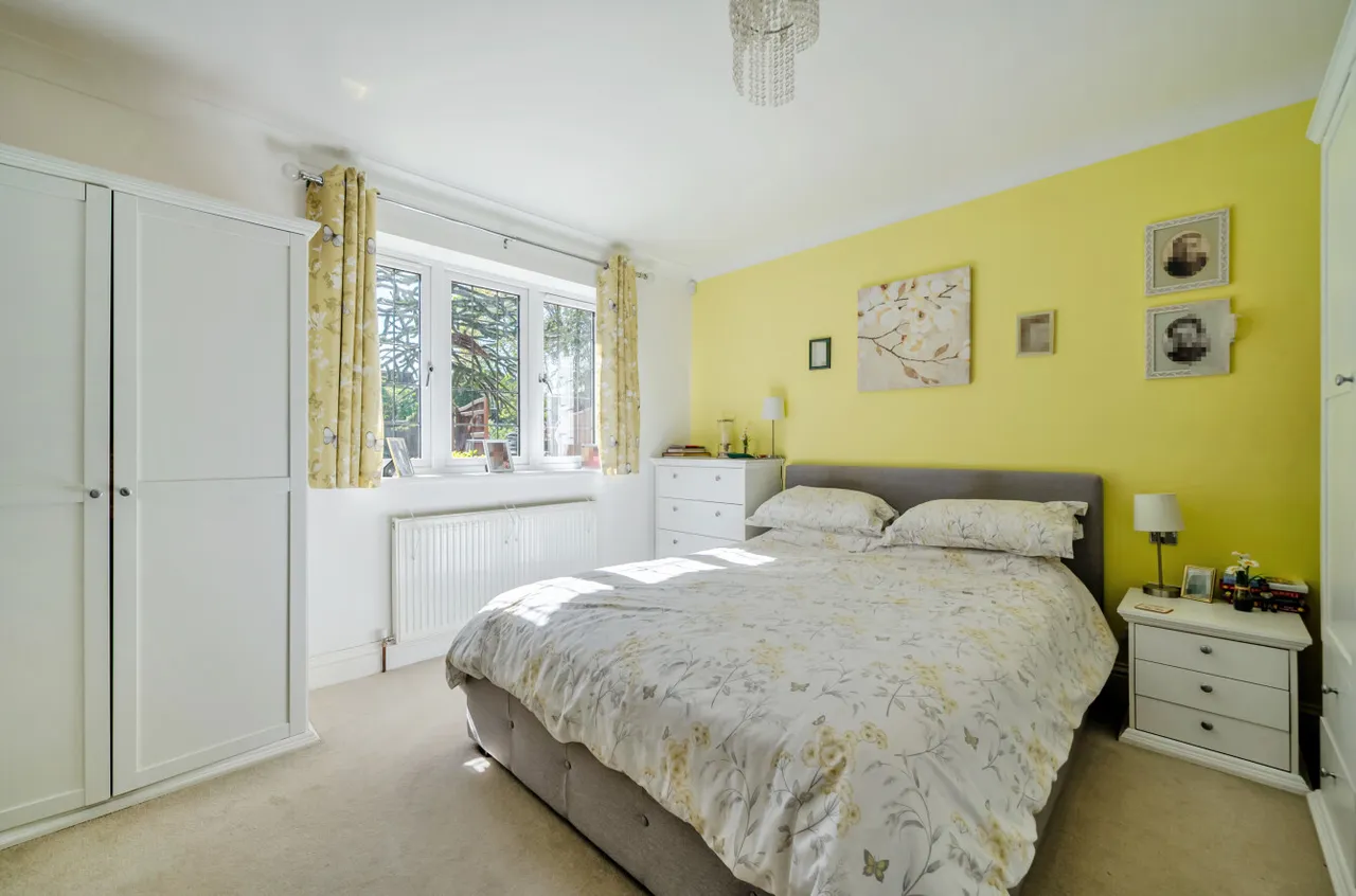 Reading Road South, Fleet, GU52, photo 12