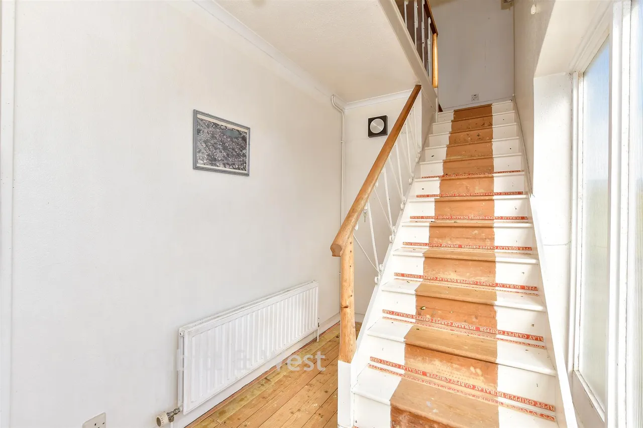Oxford Drive, Aldwick, PO21, photo 11