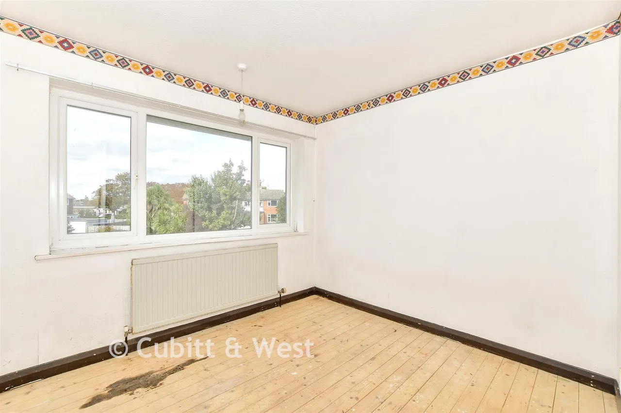 Oxford Drive, Aldwick, PO21, photo 7