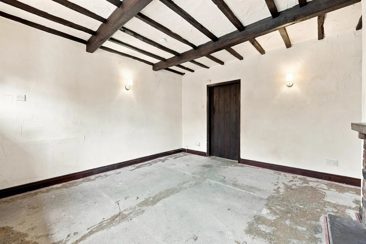 Moss Lane, Bollington, photo 6