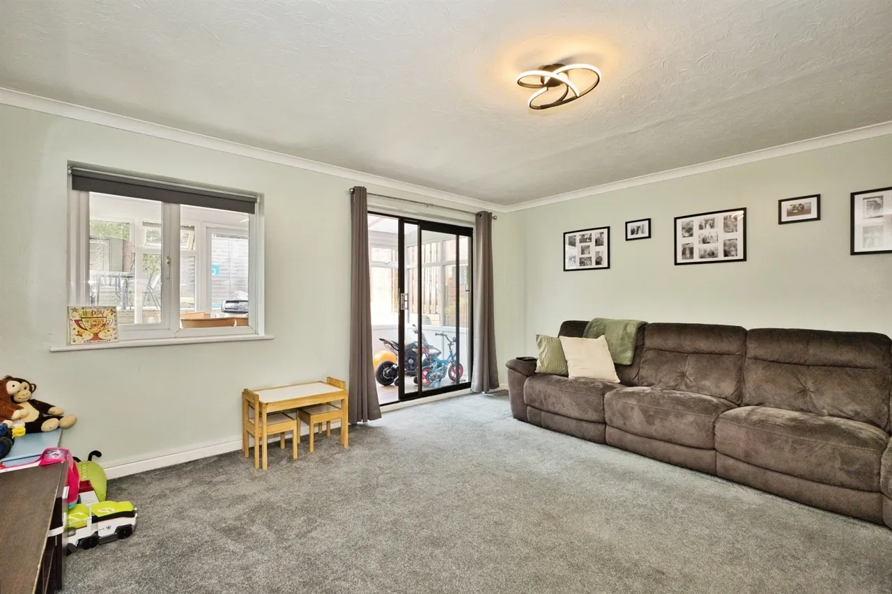Orchard Rise, Crewkerne, TA18, photo 5