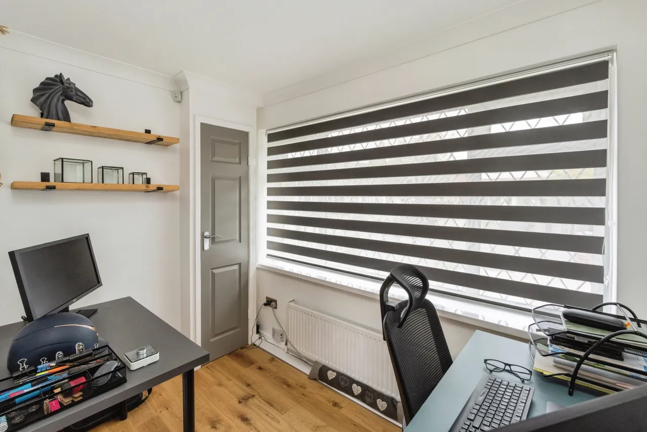Lancaster Avenue, Manchester, M46, photo 20