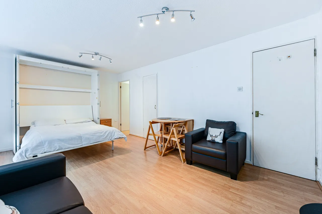23 Broadwood Terrace, London, photo 6