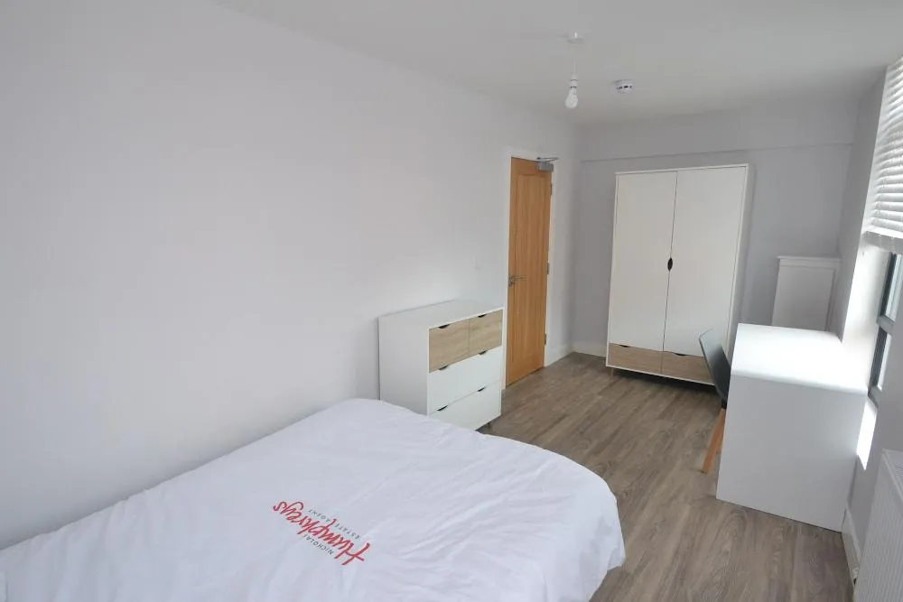 Standish Road, Fallowfield, M14, photo 10