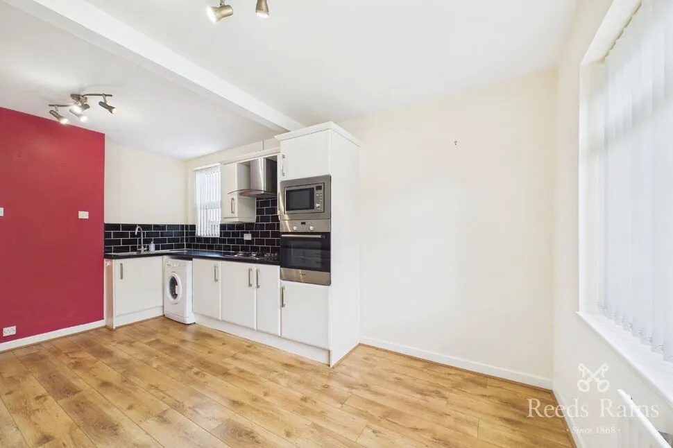 Manor Farm Drive, Churwell, West Yorkshire, LS27, photo 9