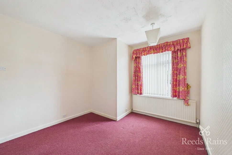 Manor Farm Drive, Churwell, West Yorkshire, LS27, photo 6