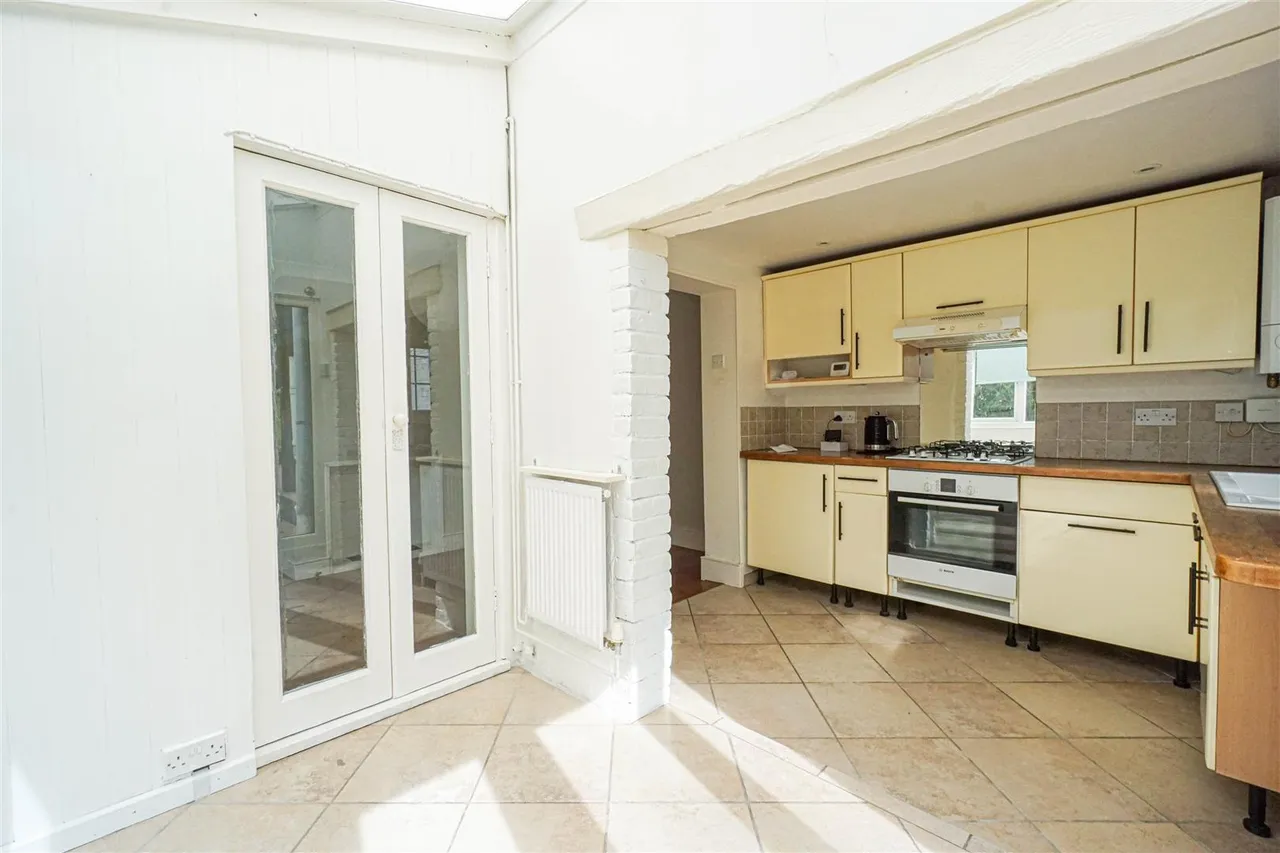 Fairlight Road, Hastings, photo 16