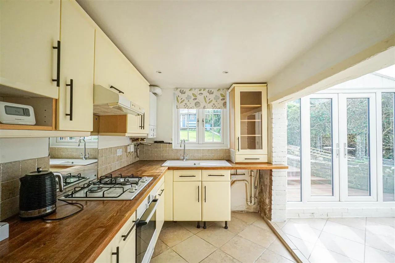 Fairlight Road, Hastings, photo 6