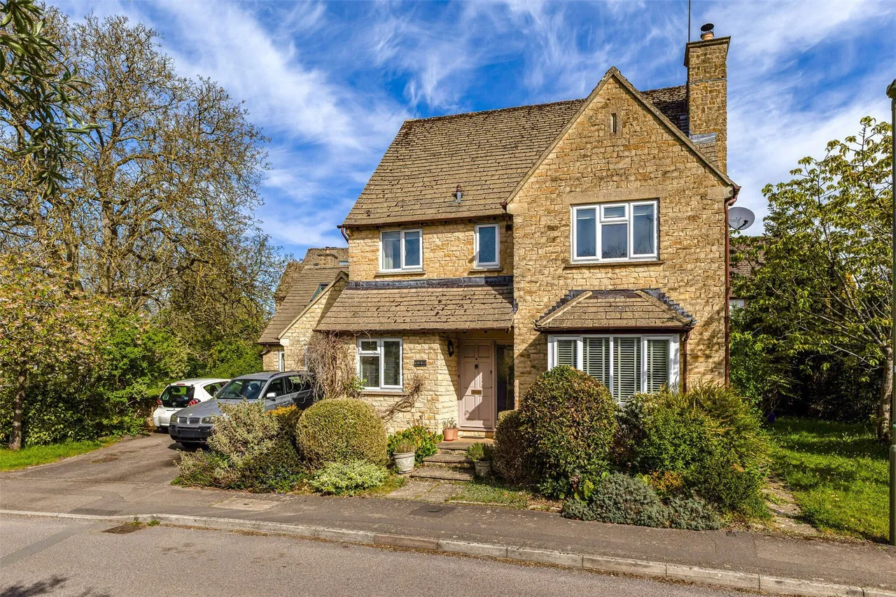4 bed house for sale — Ticknell Piece Road, Charlbury, Chipping Norton, Oxfordshire, OX7
