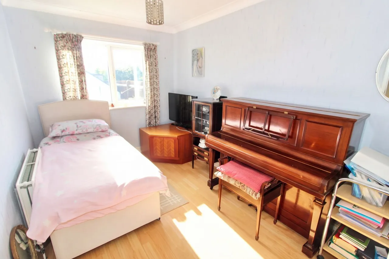 Rose Avenue, Hazlemere, HP15, photo 9