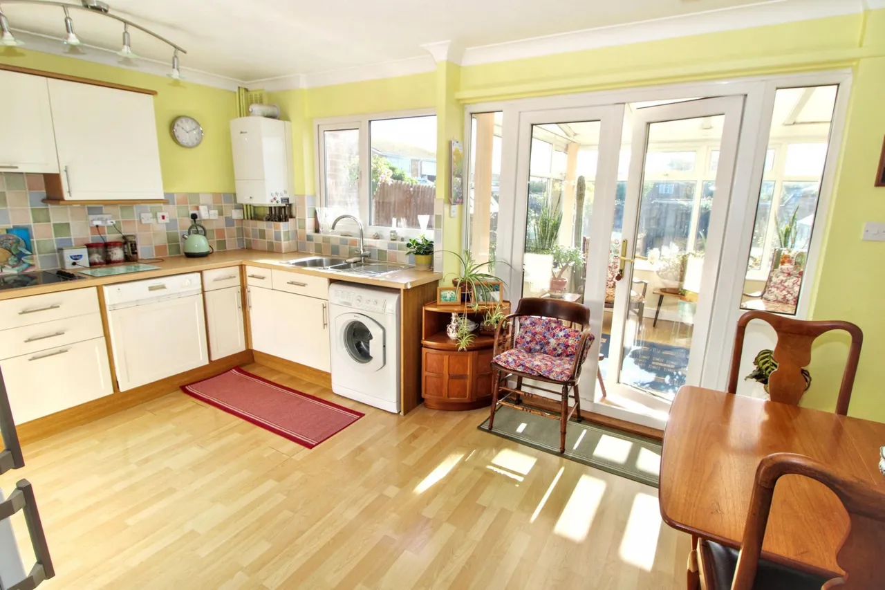Rose Avenue, Hazlemere, HP15, photo 18