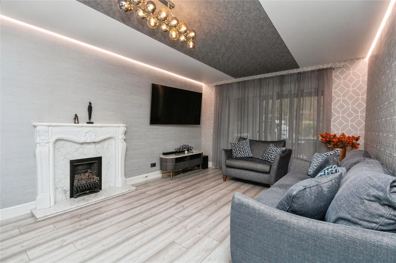 Old Bisley Road, Frimley, GU16, photo 7