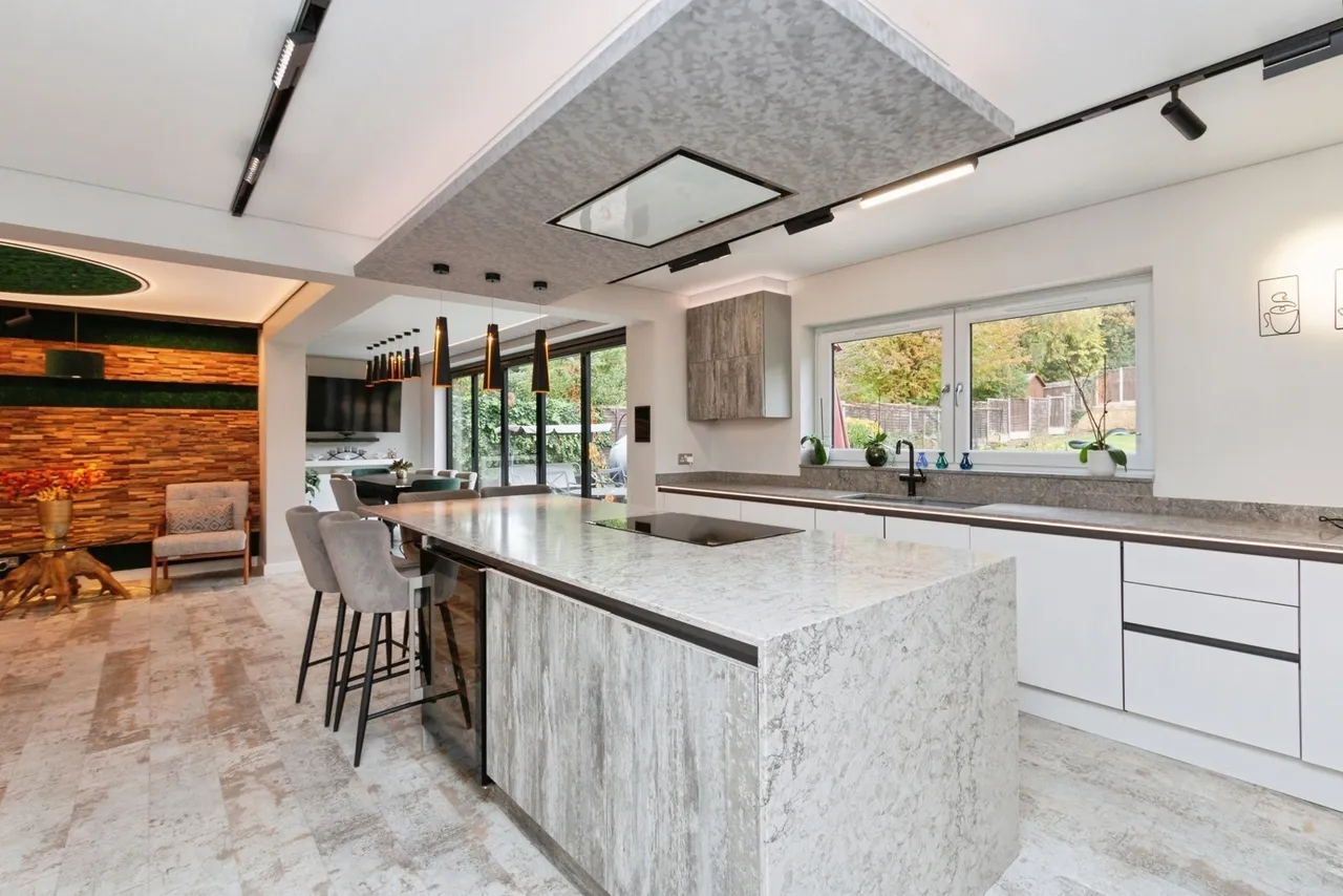 Old Bisley Road, Frimley, GU16, photo 8