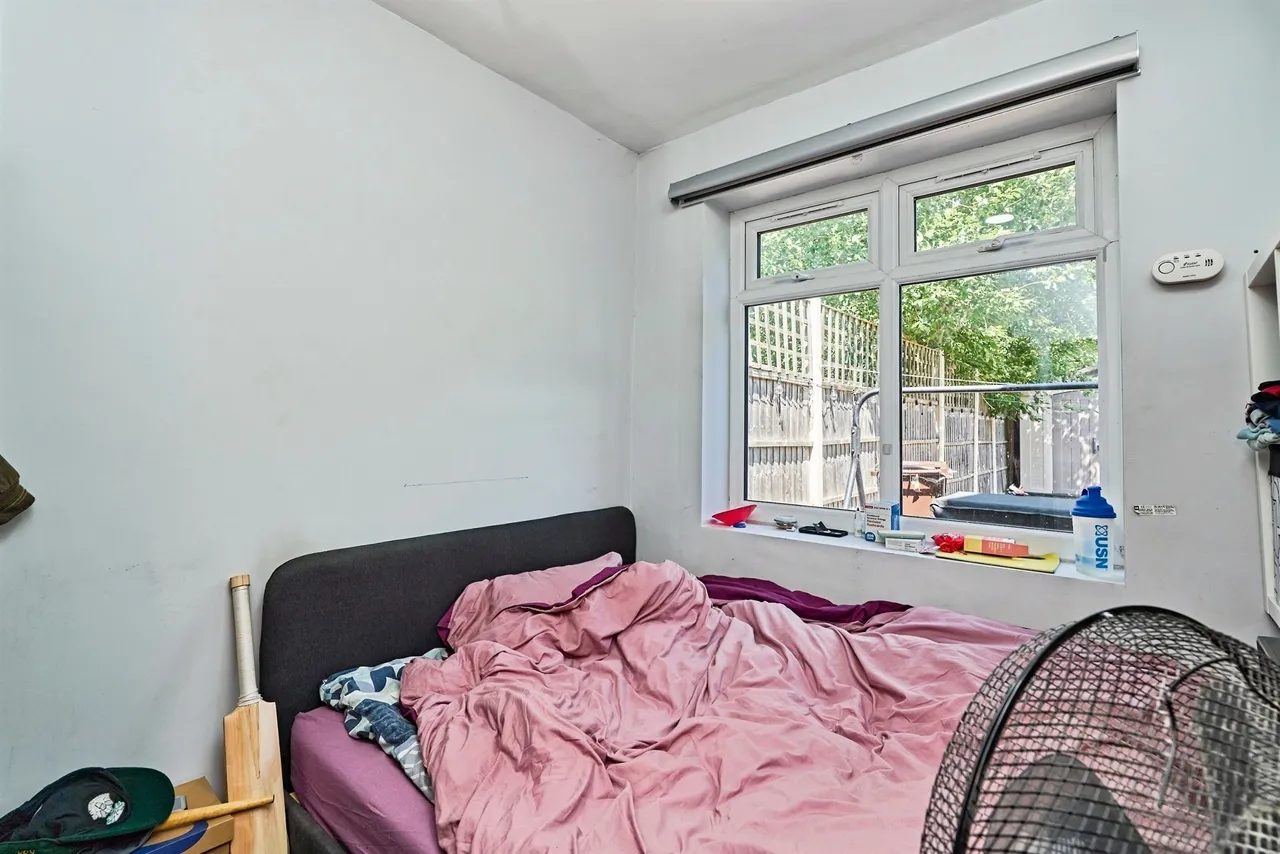 Hawkswell Drive, Willenhall, WV13, photo 13