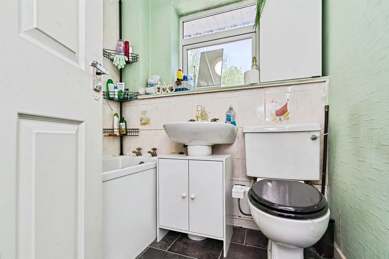 Hawkswell Drive, Willenhall, WV13, photo 20