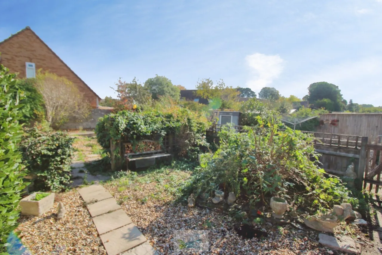 Fawcett Road, New Milton, BH25, photo 19