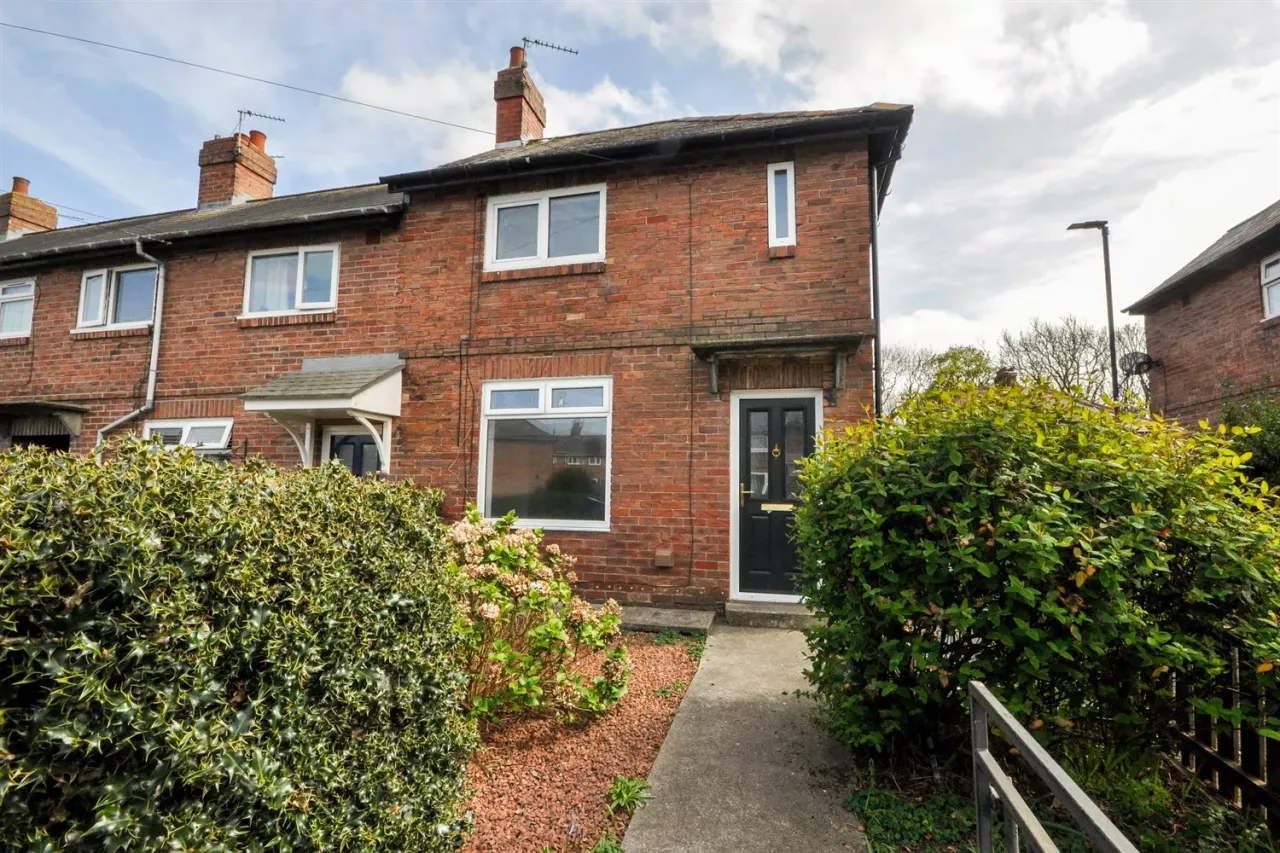2 bed house to rent, Orlando Road, North Shields, NE29