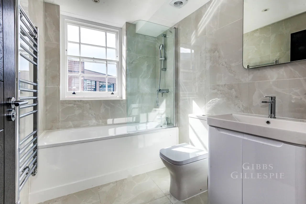 High Street, Uxbridge Fees Apply, UB8, photo 11