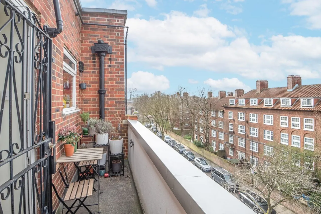 Lordship Terrace, London, N16, photo 11