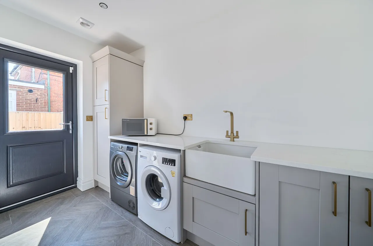 Elmsleigh Road, Farnborough, Hampshire, GU14 0ET, photo 14