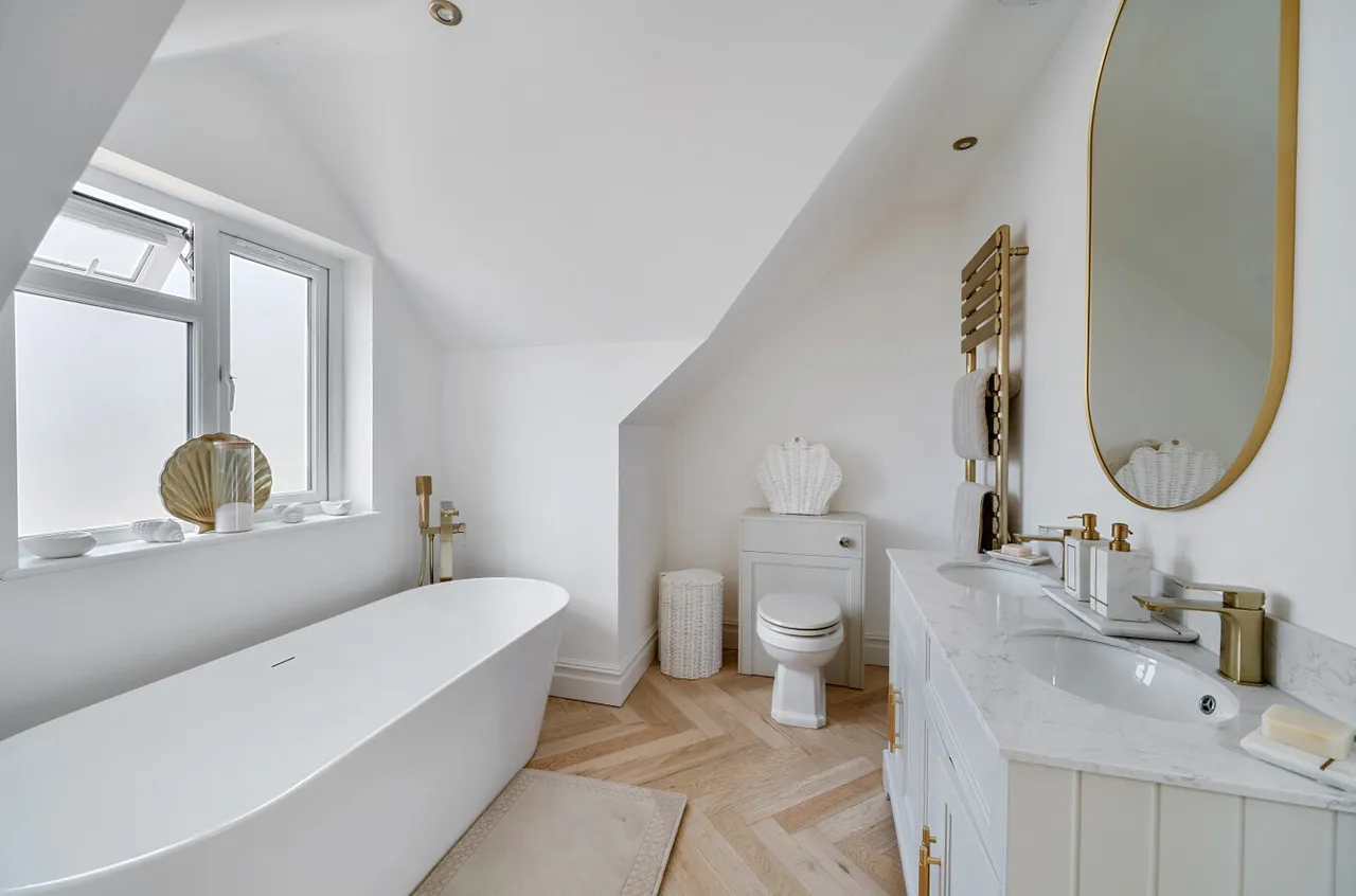 Elmsleigh Road, Farnborough, Hampshire, GU14 0ET, photo 6