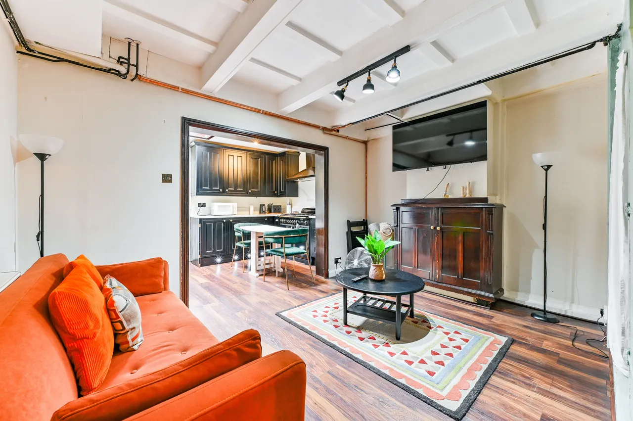 46 Gloucester Road, Croydon, photo 2