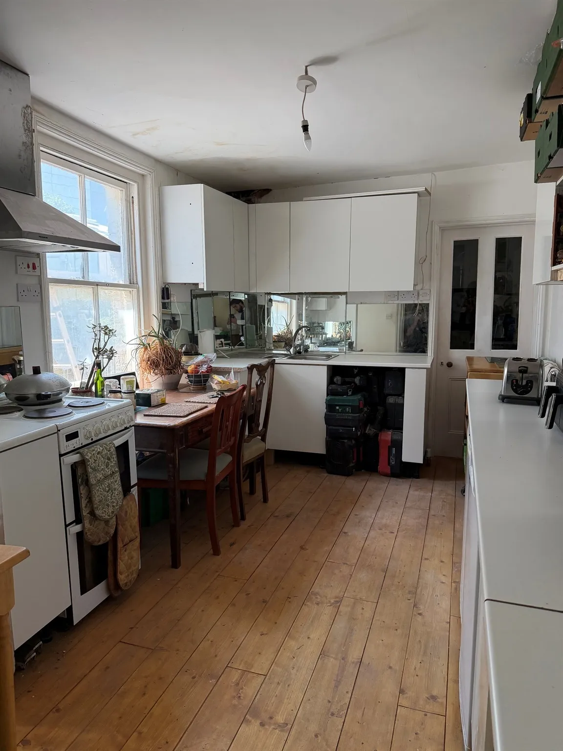 Market Close, Poole, BH15, photo 2