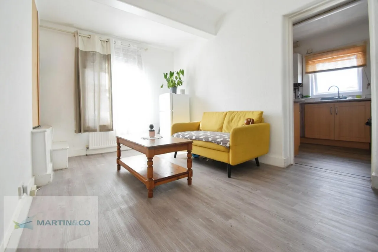 Terrace Road, Walton On Thames, KT12, photo 4