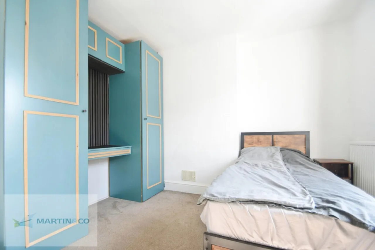 Terrace Road, Walton On Thames, KT12, photo 13
