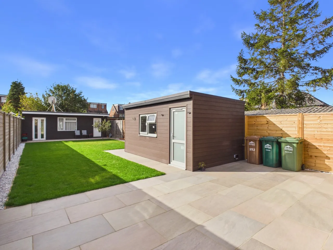 Ashford, Surrey, photo 24