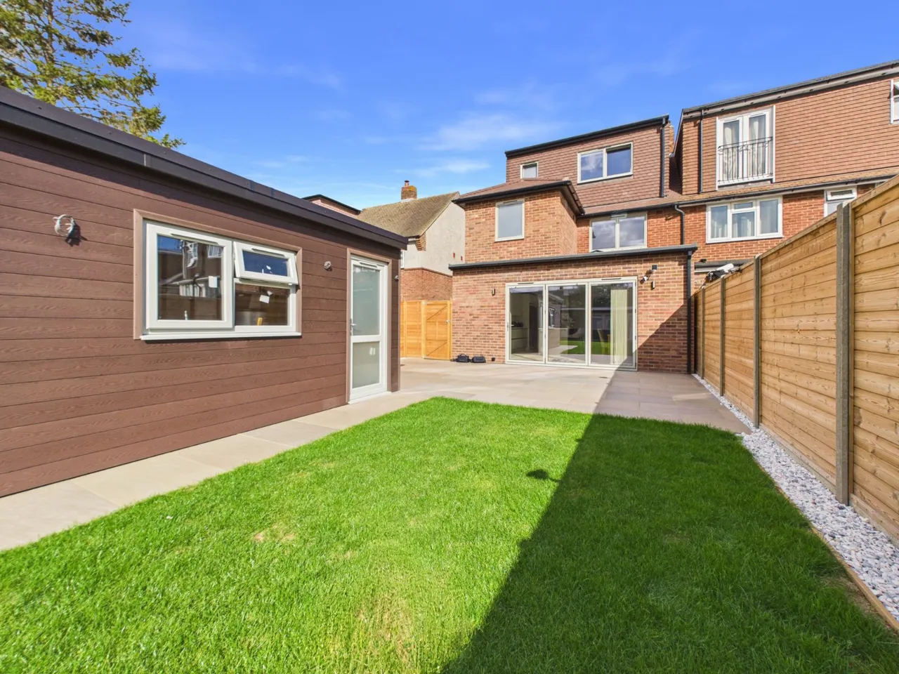 Ashford, Surrey, photo 23