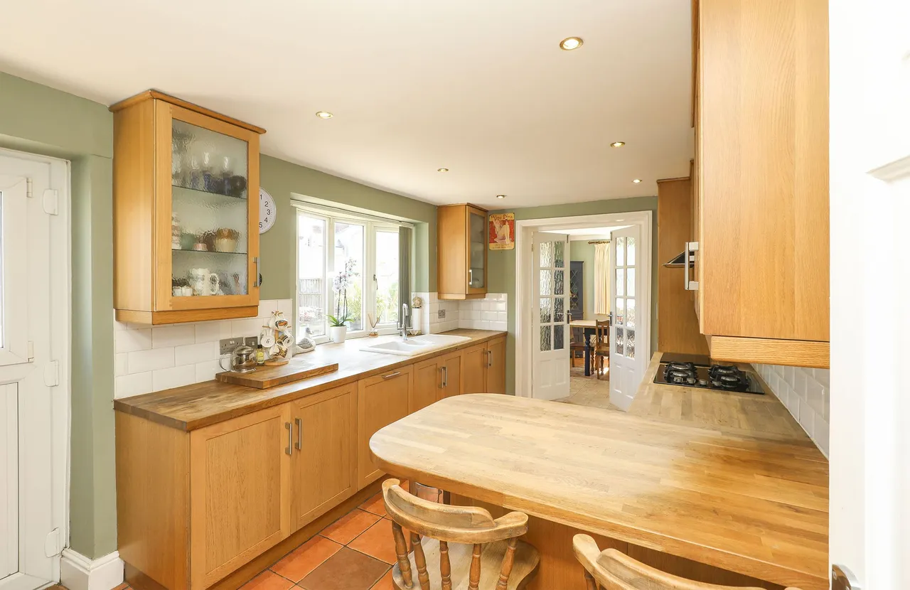 Market Street, Clay Cross, S45, photo 7