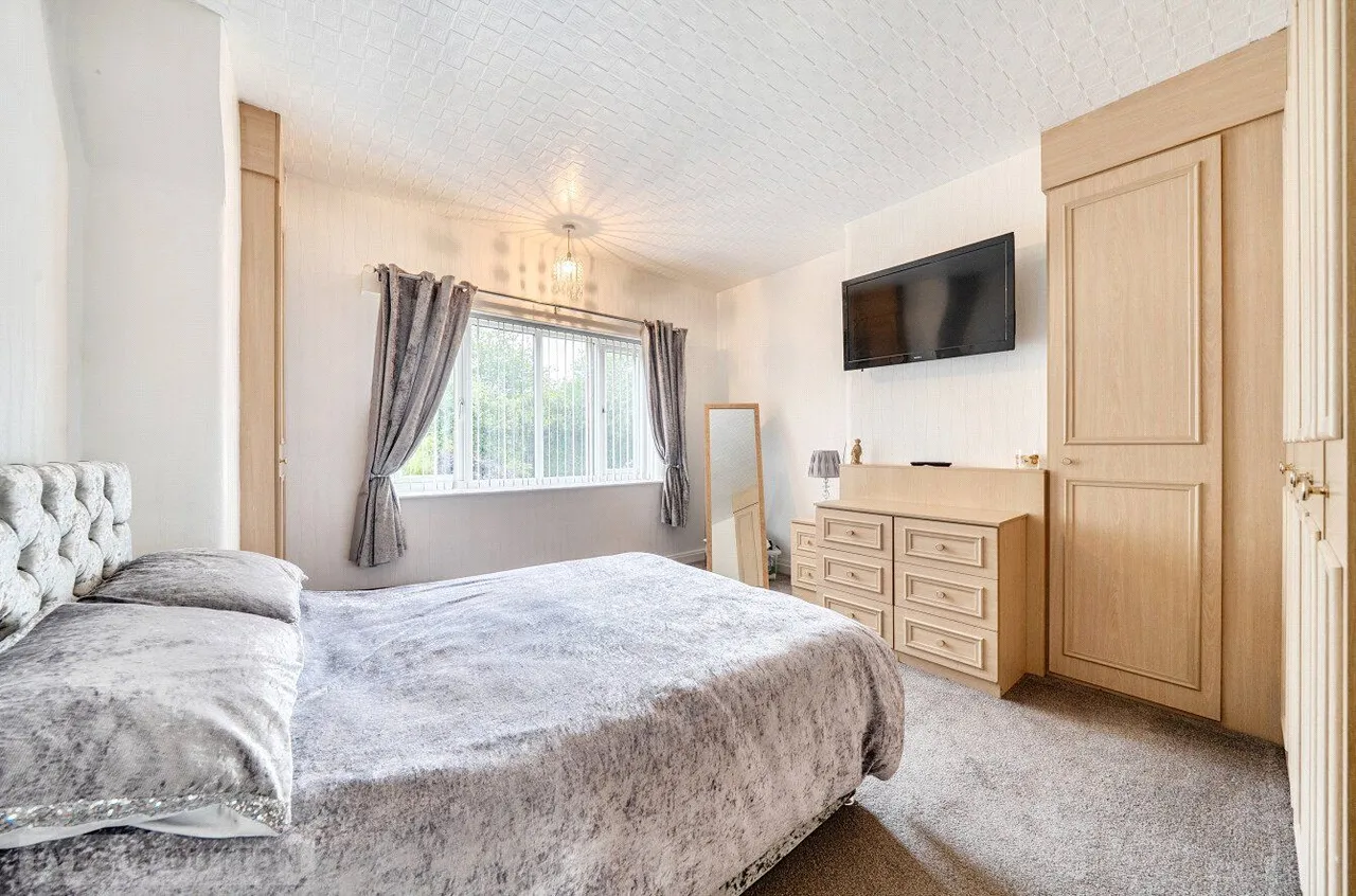 Rochdale Road, Middleton, M24, photo 13