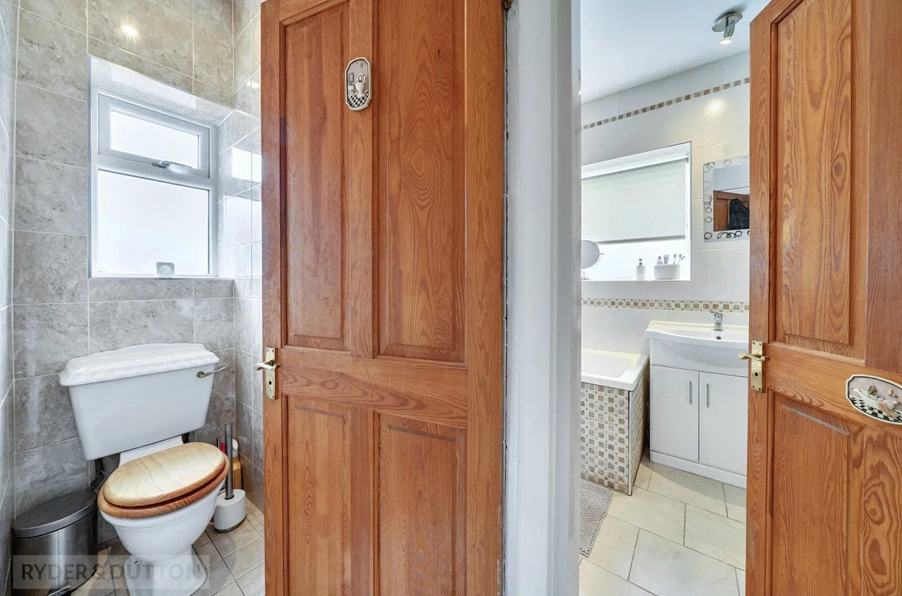 Rochdale Road, Middleton, M24, photo 17