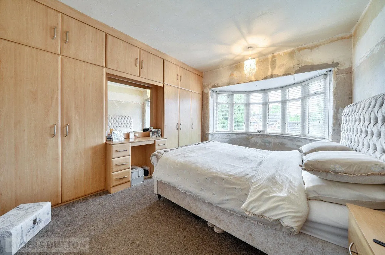 Rochdale Road, Middleton, M24, photo 11