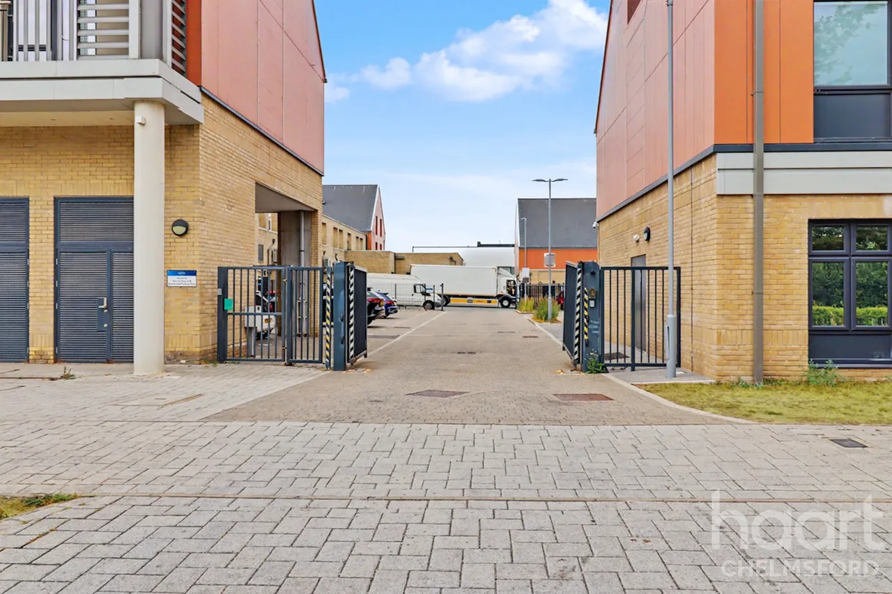 Centenary Way, Chelmsford, CM1, photo 11