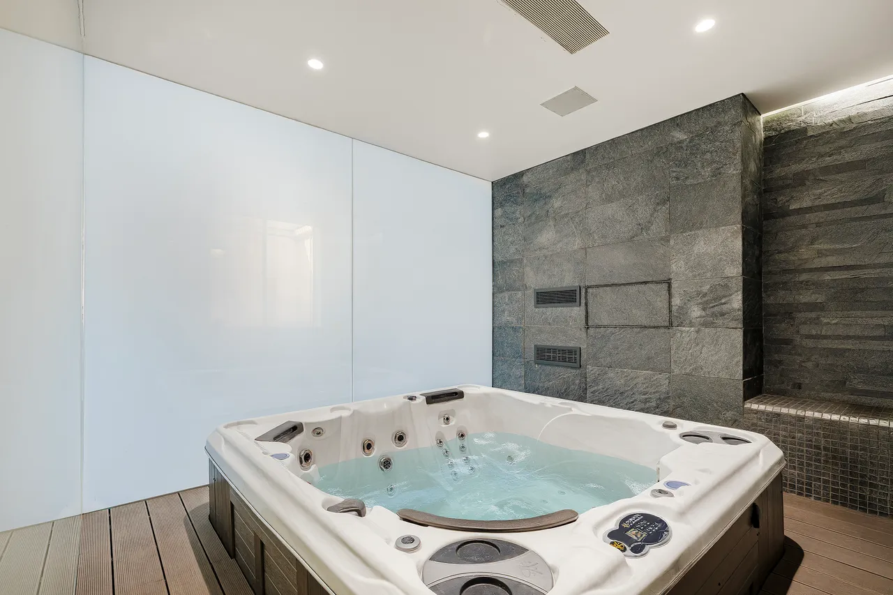 Belgrave Square, Belgravia, SW1X, photo 32