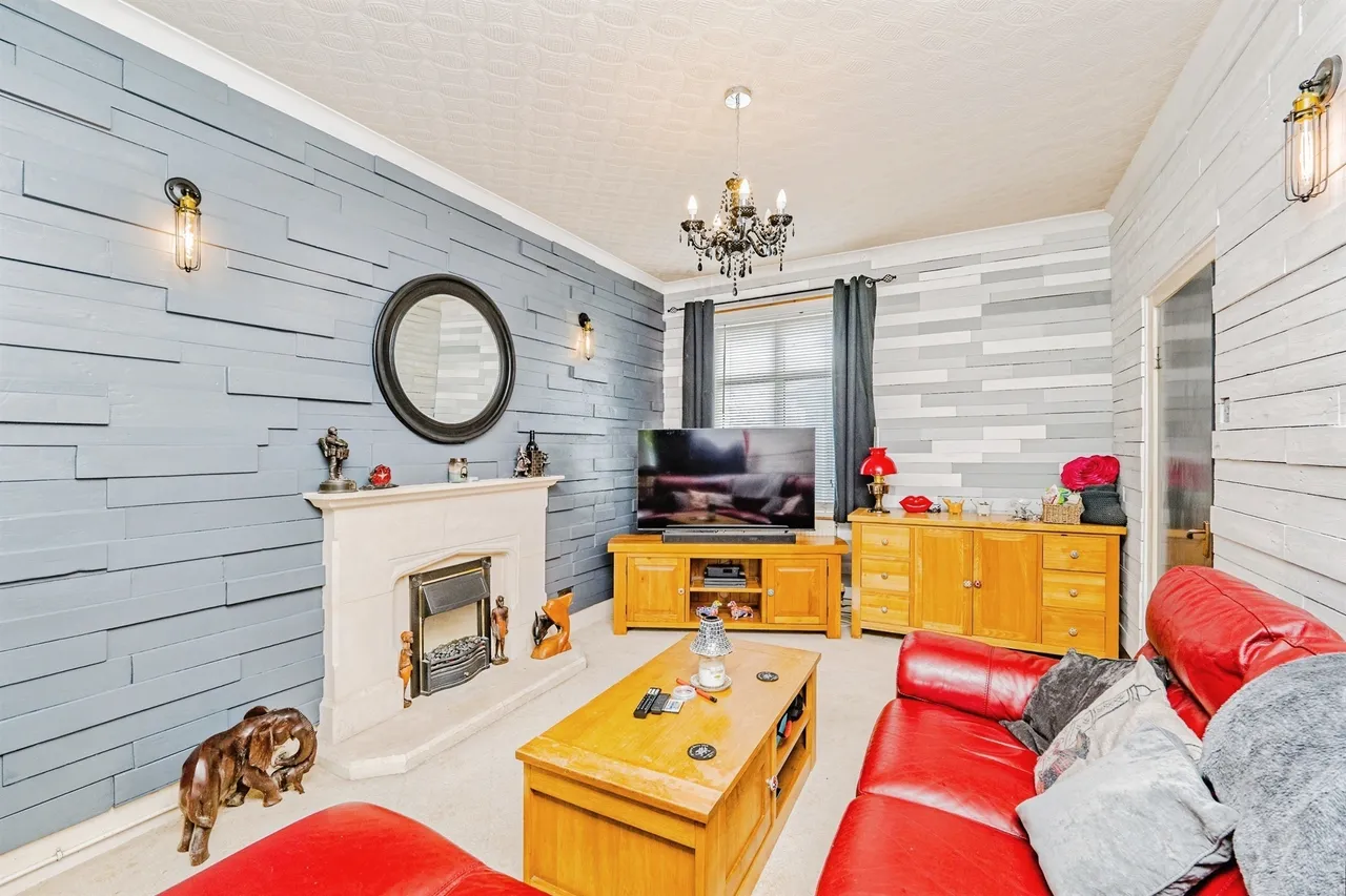 Wyndham Crescent, Bridgend, CF31, photo 4